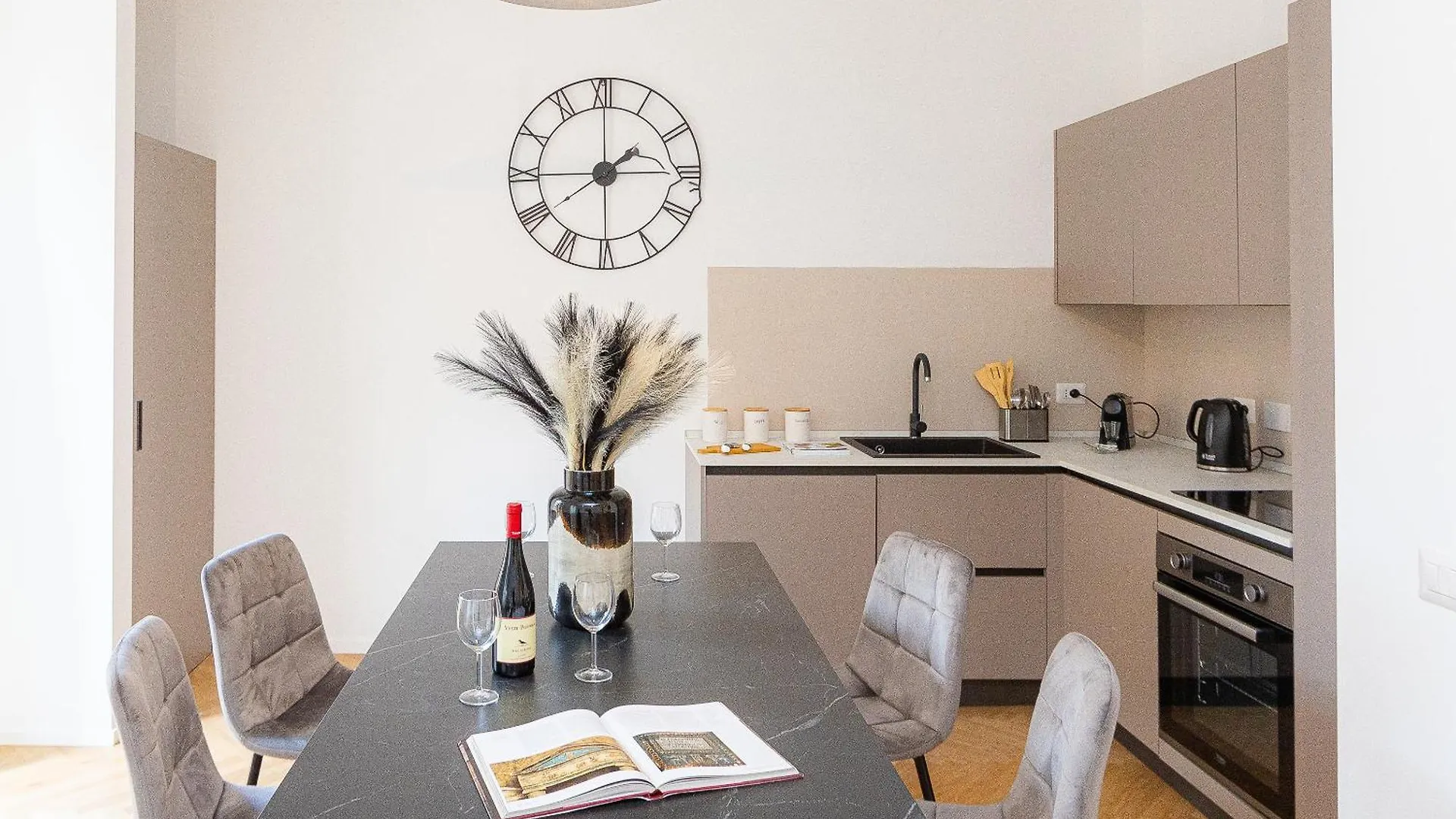 Apartment Amazing Monteverde Rome Italy